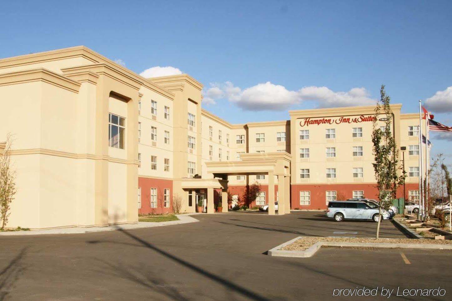 לדוק Hampton Inn & Suites By Hilton Edmonton International Airport מראה חיצוני תמונה