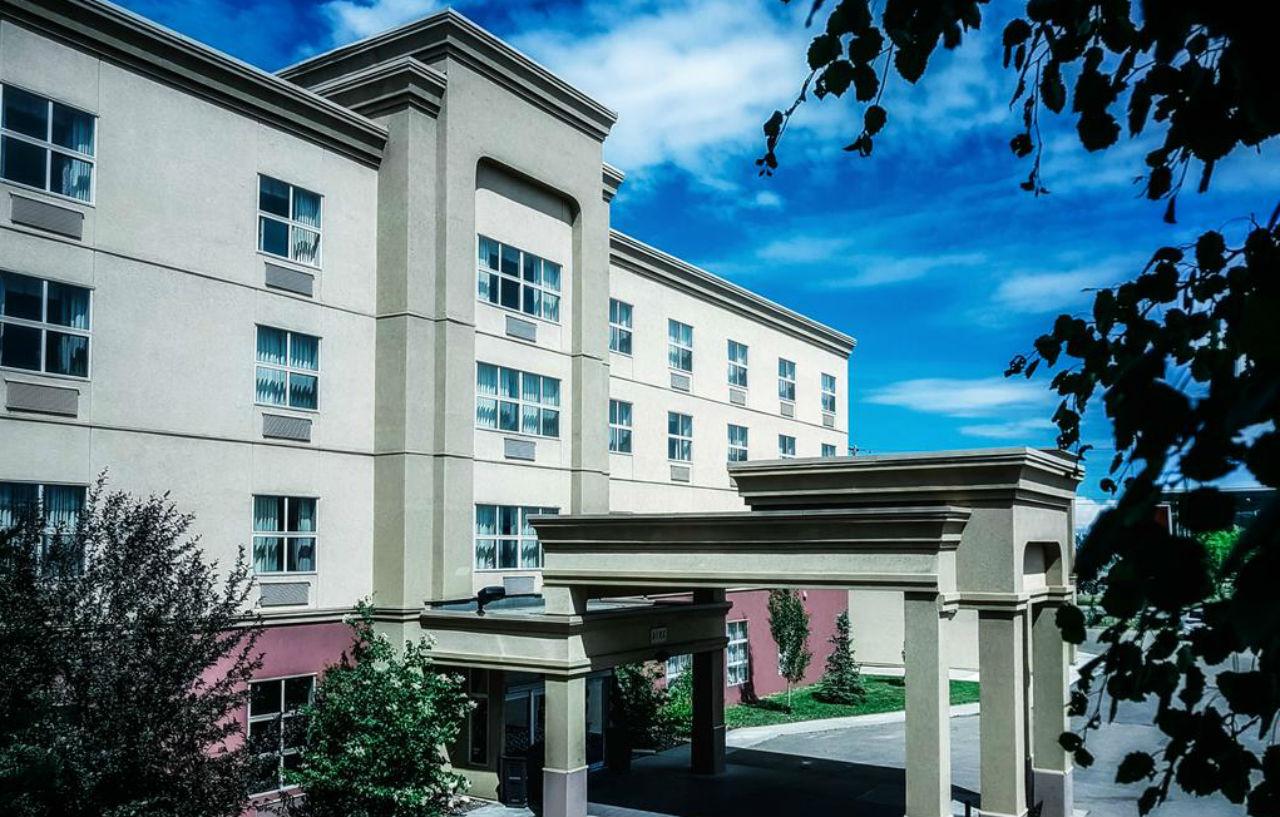 לדוק Hampton Inn & Suites By Hilton Edmonton International Airport מראה חיצוני תמונה